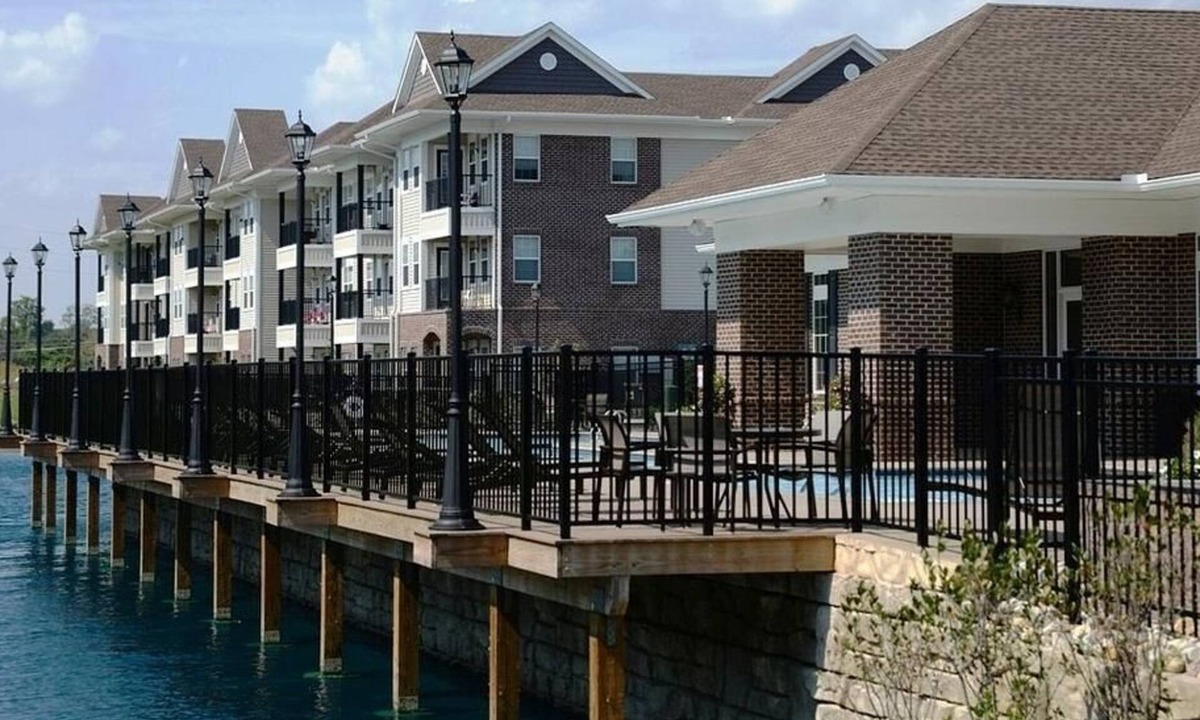 Columbus Apartment | Landing at The View at Polaris - 1 Bedroom in Far North