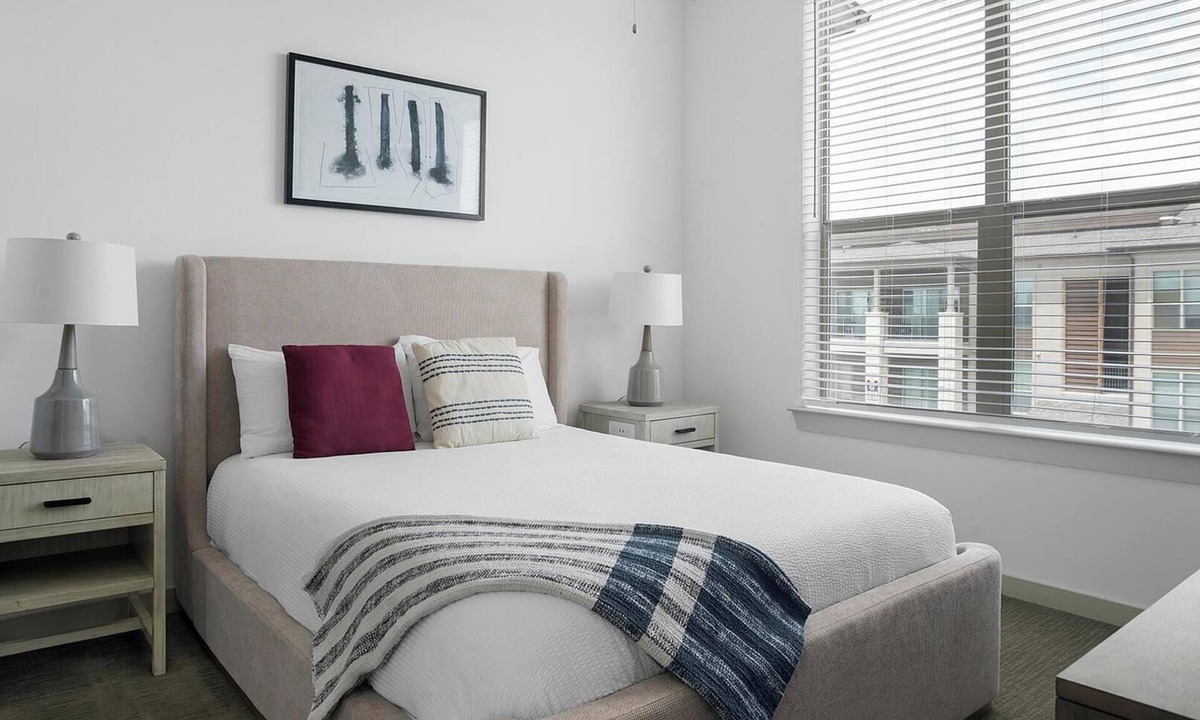 Austin Apartment | Landing | Beautiful 1BD, Clubhouse, Gym