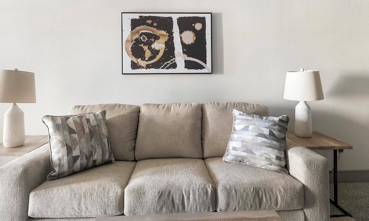 George Bush Park/Eldridge Apartment | Landing | Beautiful 1BD, Pool, Gym