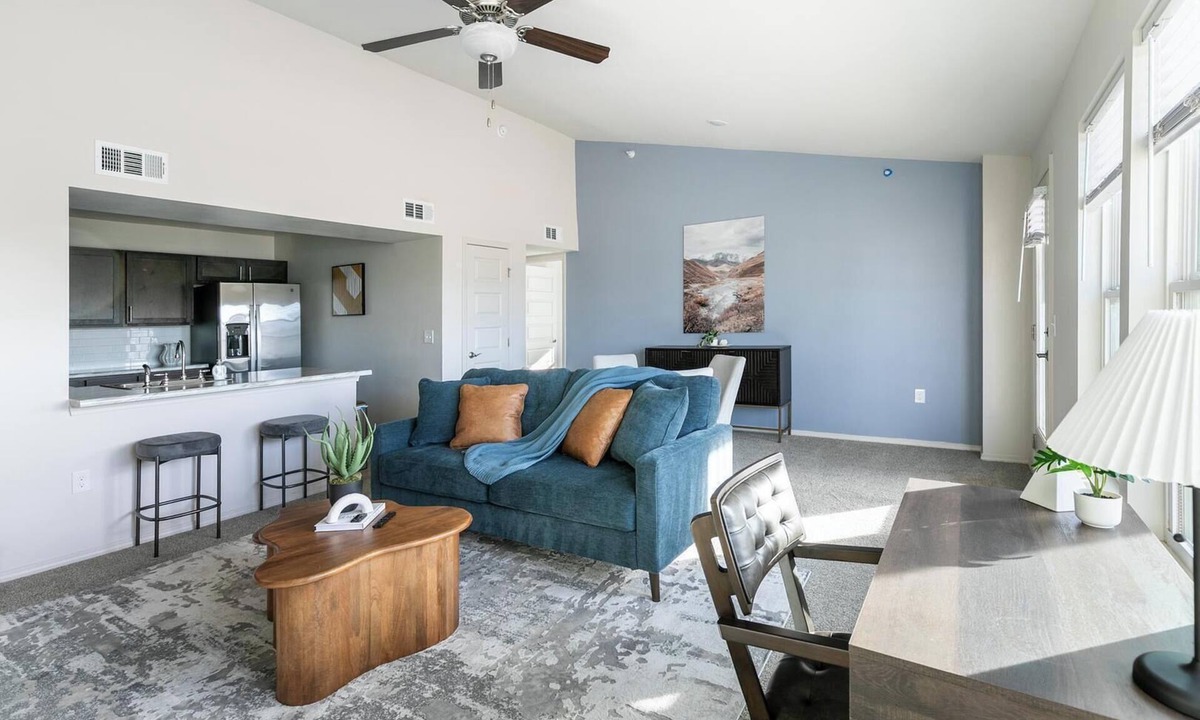 Yukon Apartment | Landing | Beautiful 2BD, Clubhouse, Gym