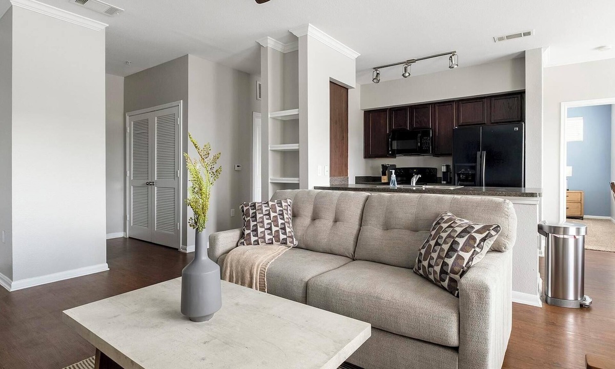 Atascocita Apartment | Landing | Chic 1BD, Game Room, Clubhouse