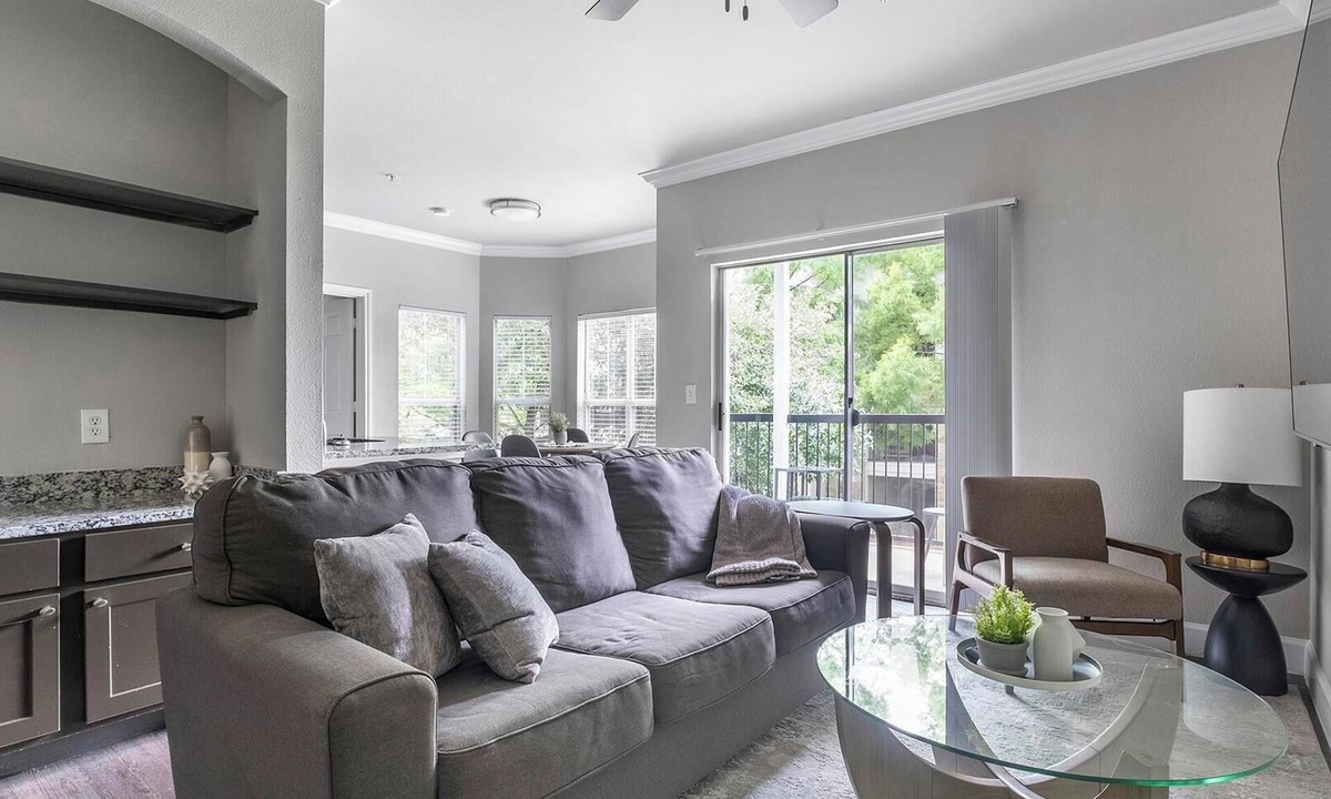 Richmond Apartment | Landing | Chic 2BD, Clubhouse, Pool