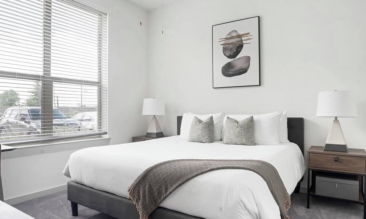 Austin Apartment | Landing | Incredible 1BD, Yoga Studio, Gym