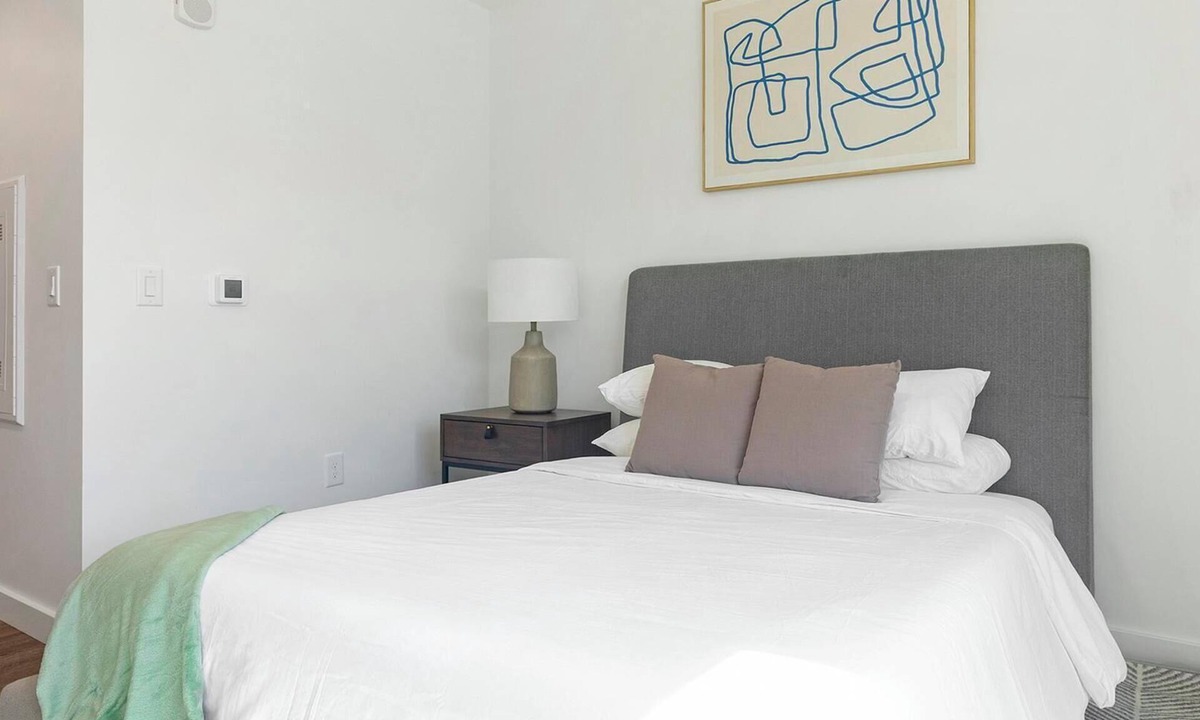 Greektown Historic District Apartment | Landing | Incredible Studio, Clubhouse, Gym