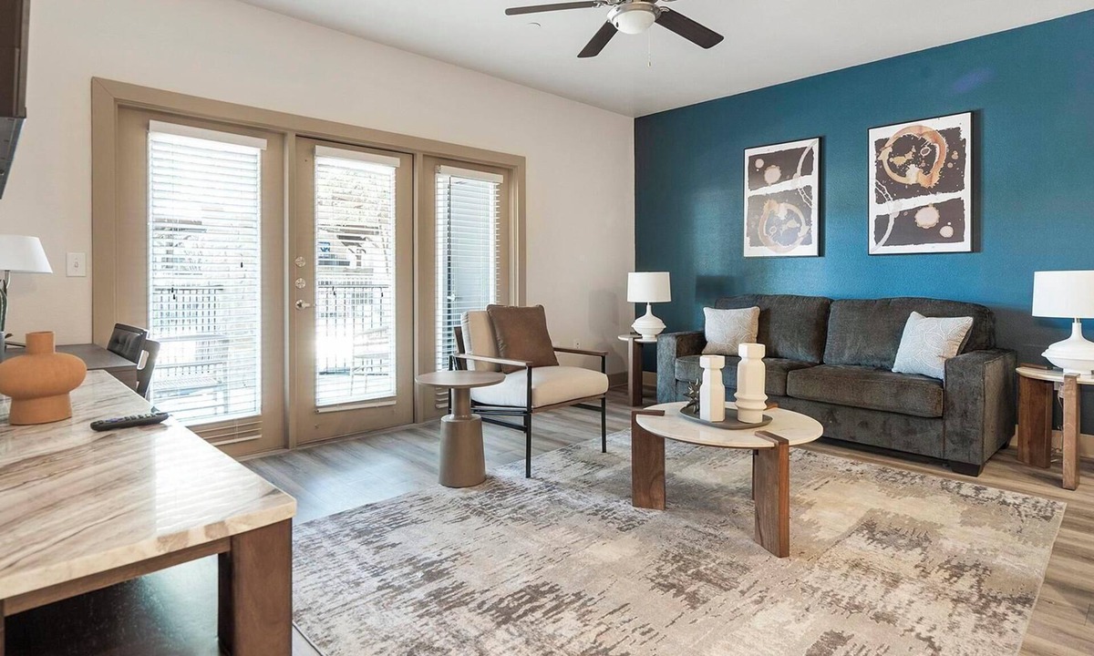 Gruene Apartment | Landing | Modern 1BD, Gym, Pool