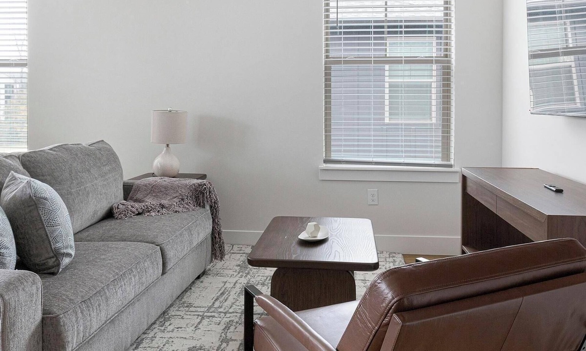 Huntersville Apartment | Landing | Modern 2BD, Gym