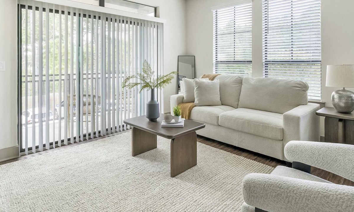 Klein Apartment | Landing | Spectacular 2BD, Clubhouse, Gym