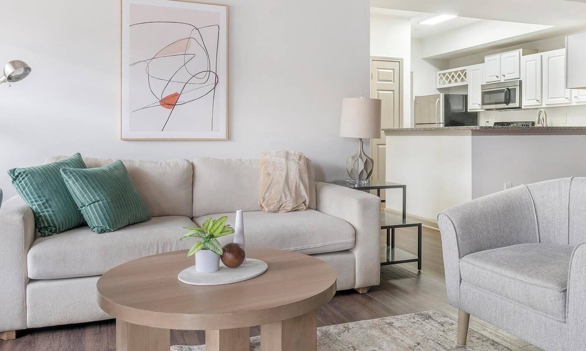 Piedmont Heights Apartment | Landing | Modern 2BD, Gym, Pool