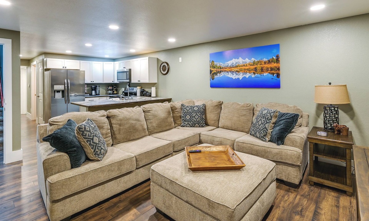 Laramie Apartment | Laramie Gem < 1/2 Mi to University of Wyoming!