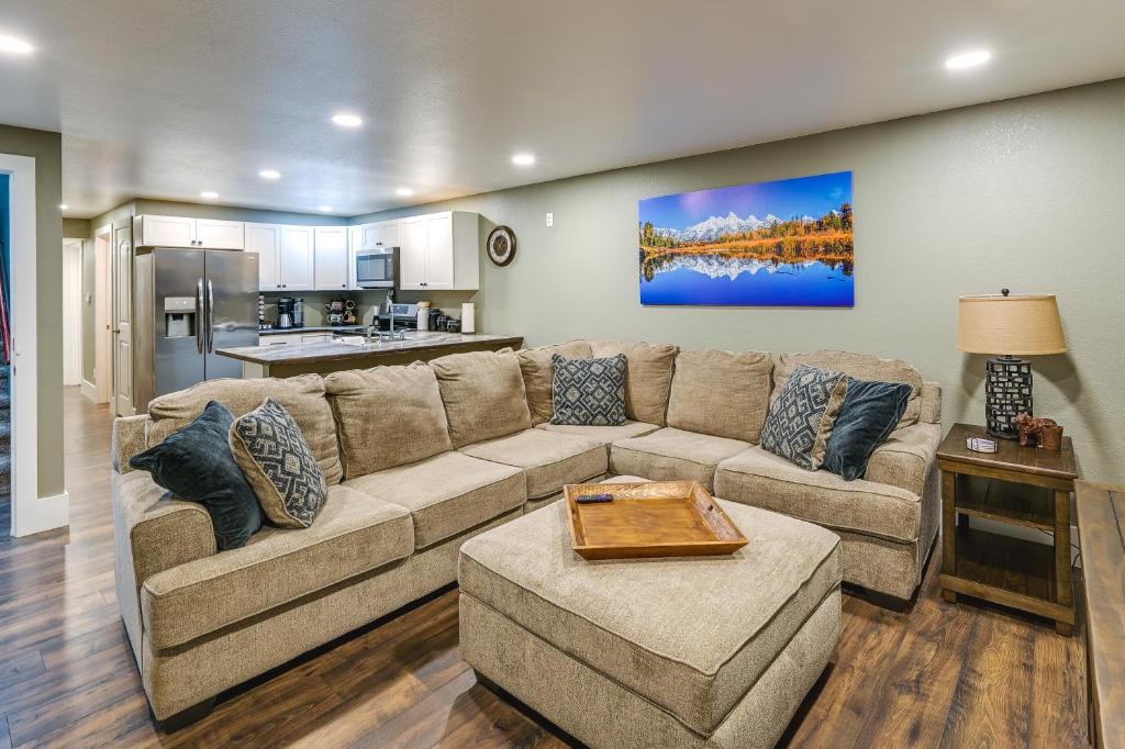 Laramie Apartment | Laramie Gem Less Than half Mi to University of Wyoming!