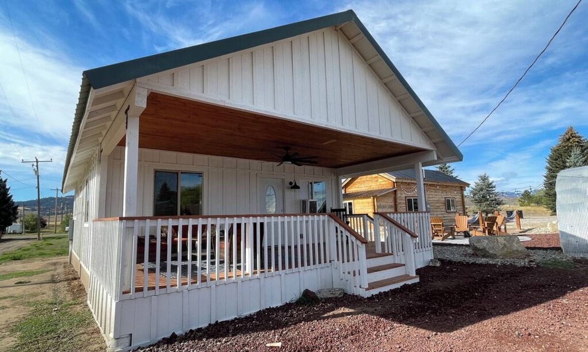 Bancroft House | Lava Hot Springs Country Home