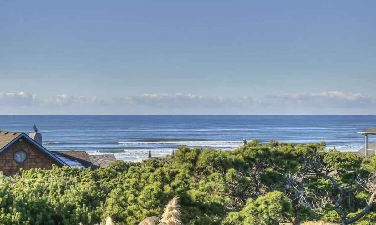 Sandpiper Village House | Lea House