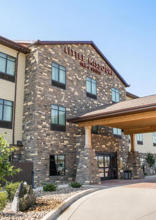Watford City Hotel | Little Missouri Inn & Suites Watford City