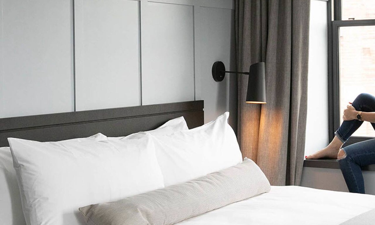 Stillwater Hotel | Lora