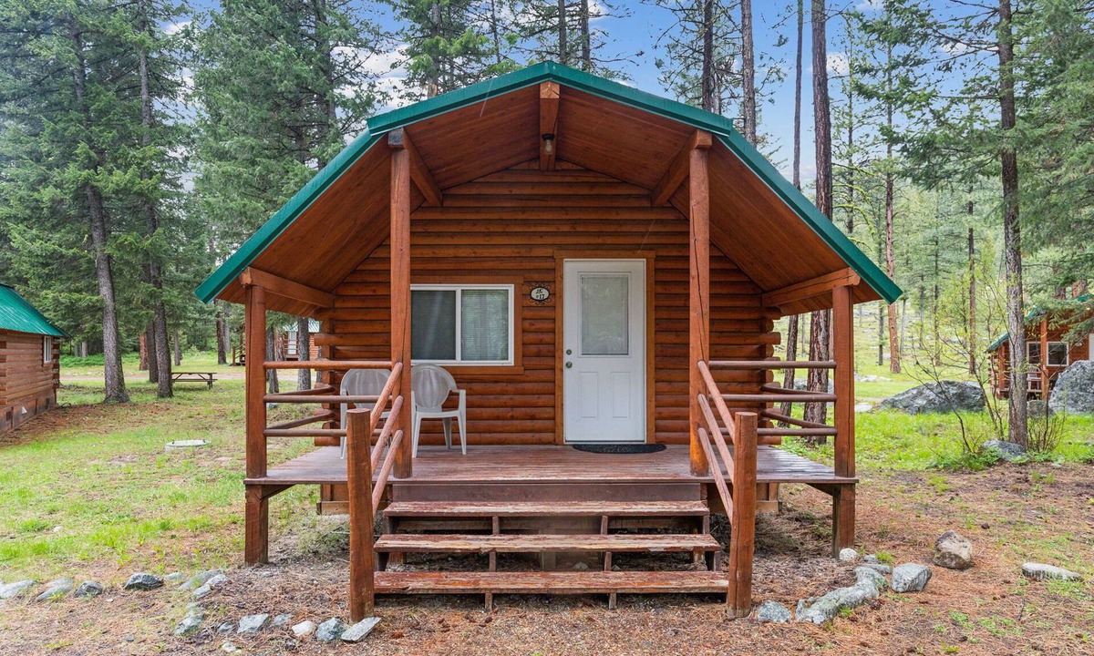 Grantsdale Cabin | Lost Horse Lodge