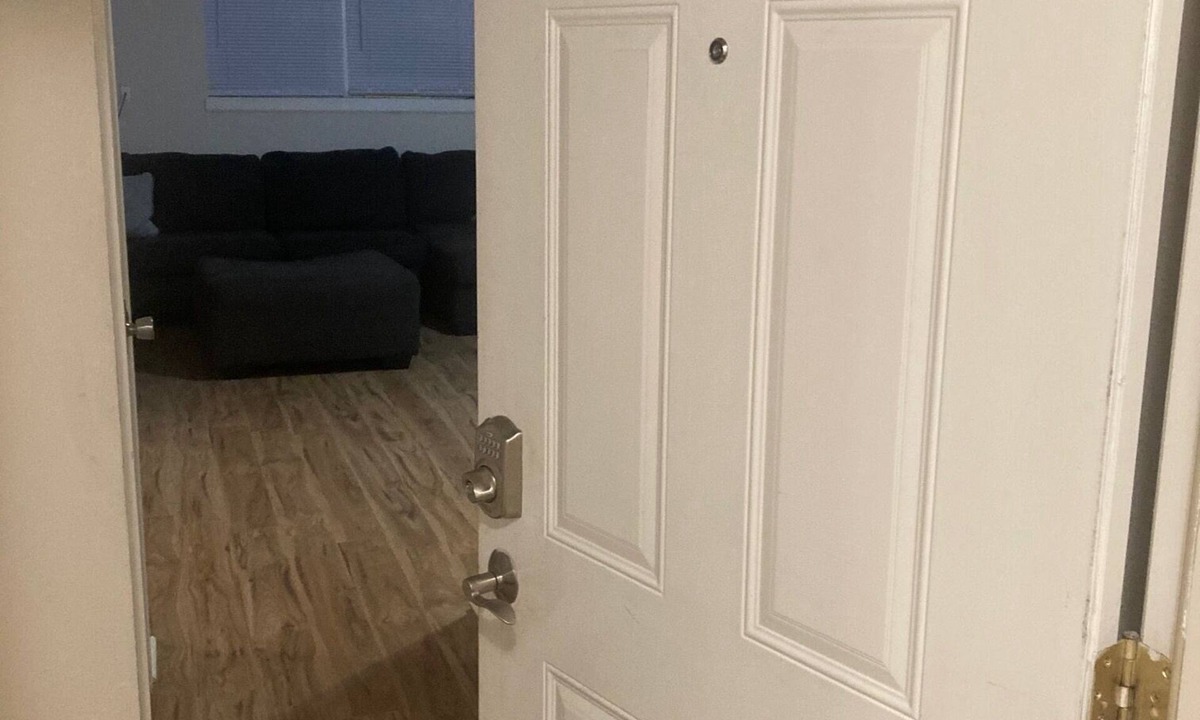 Southwyck Apartment | Lovely fully furnished 2 bedroom near Southwyck Amazon