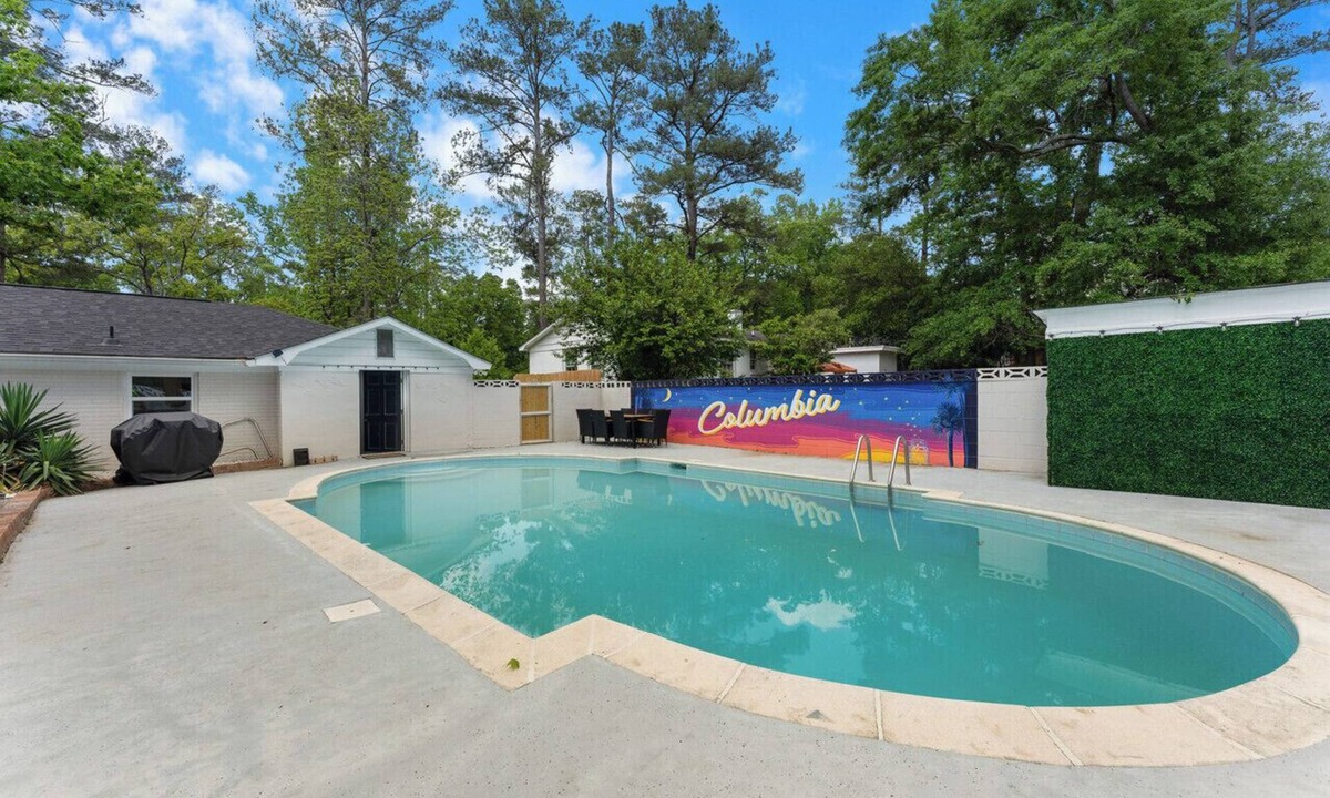 Forest Acres House | Luxe 4BR | Pool-Hot Tub-Arcade | Near USC, Jackson