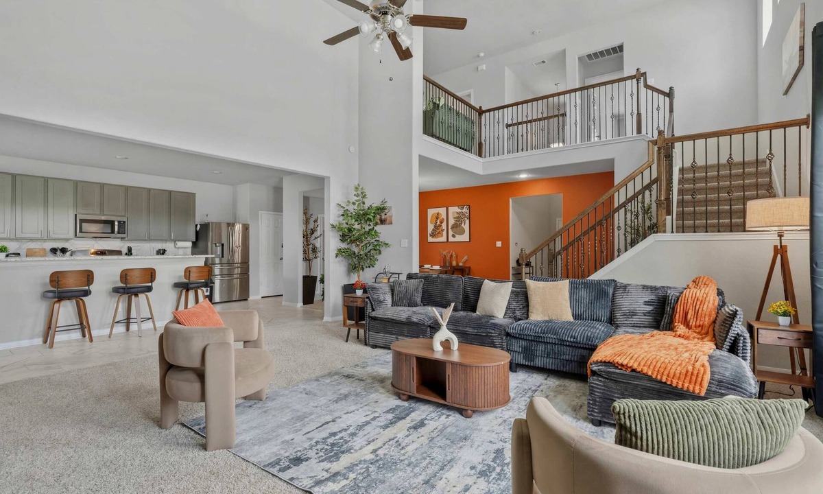 Katy House | LUXE 5BR House | Sleeps 15 | 1GB| WD | Katy Mills