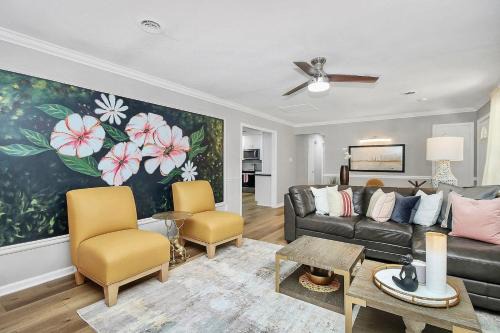 Waxhaw House | Luxe Living & Location - Downtown - 3bd2ba