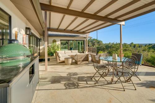 Sky Forest House | Luxe Mid-Century Austin Home w/Canyon Views