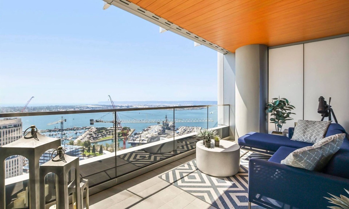 Downtown San Diego Condo | Luxurious 2-bedroom condo Waterfront Condo for the Ultimate San Diego Experience