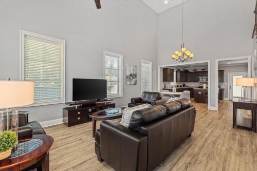 Prien House | Luxury 2 bedroom townhouse #4