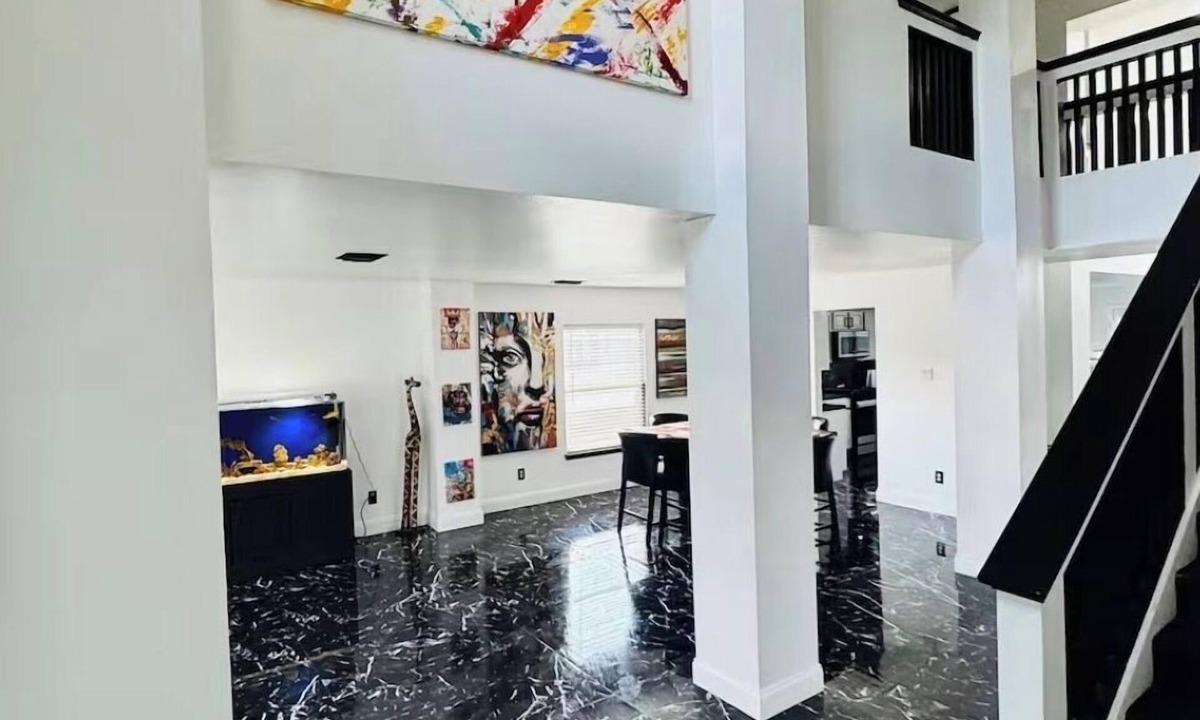 Barker House | Luxury 6-bedroom house with AC in charming Katy