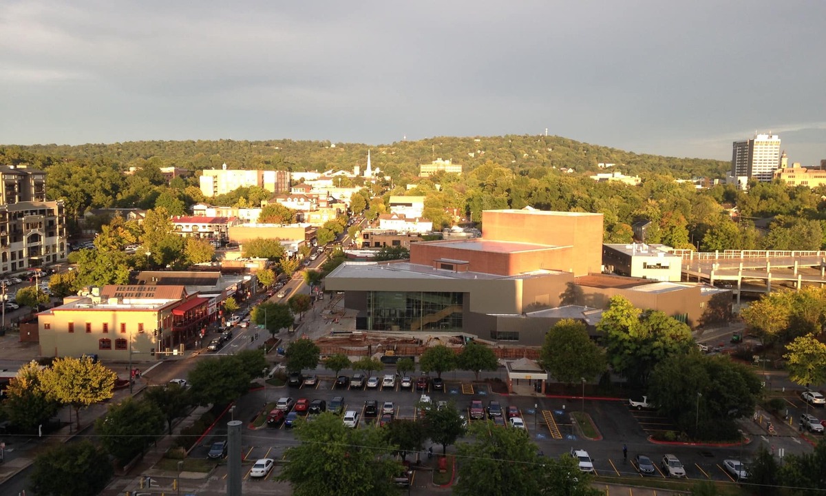 Fayetteville Condo | Luxury Art Filled Condo on Dickson St. with Unbelievable Views of Fayetteville