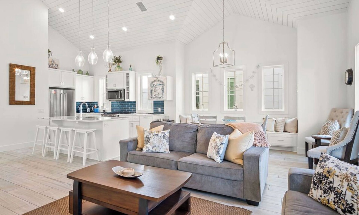 Cinnamon Shore Cottage | Luxury Beach Cottage on Park w/Porch Swing & Access to Great Amenities