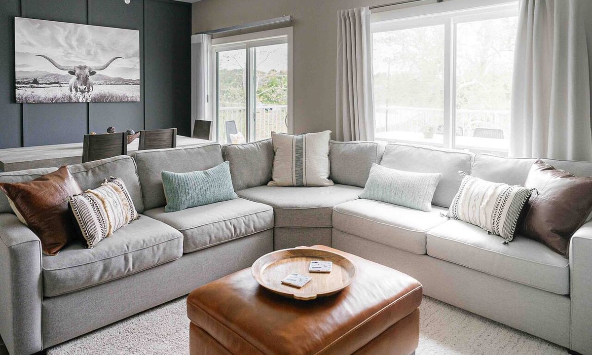 Gruene Condo | Luxury Condo on Guadalup River-5 Star Amenities-Walk to Gruene