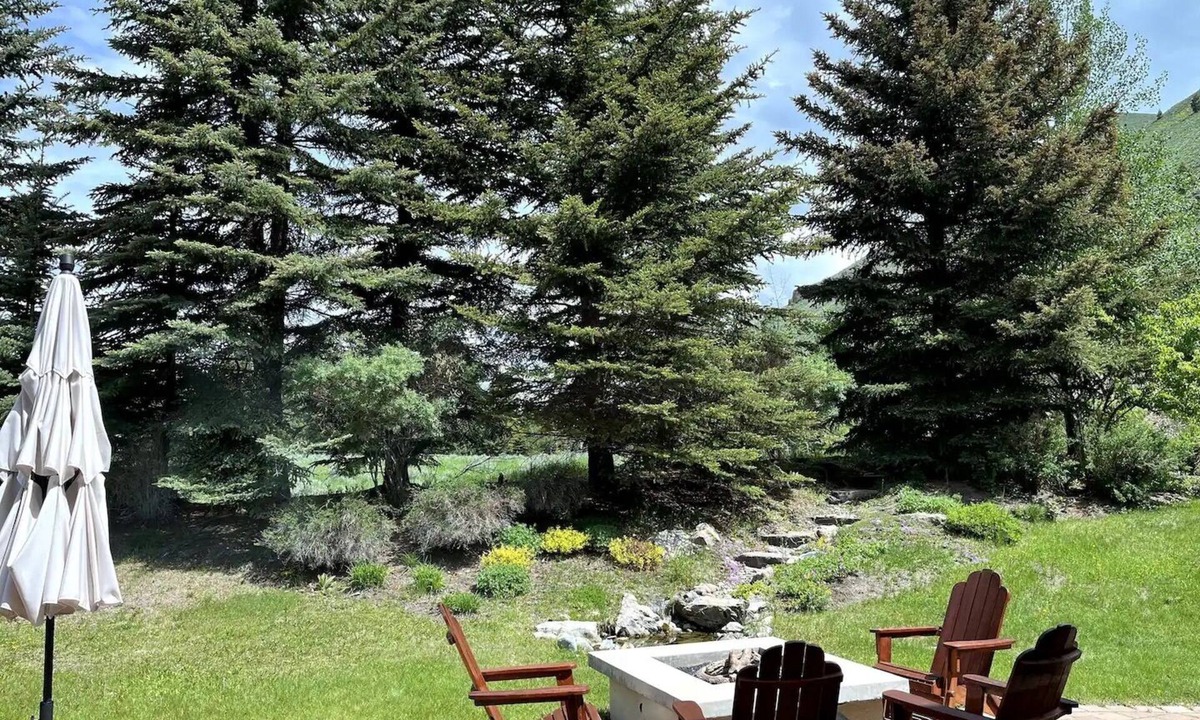Sun Valley House | Luxury home by the river minutes to Sun Valley
