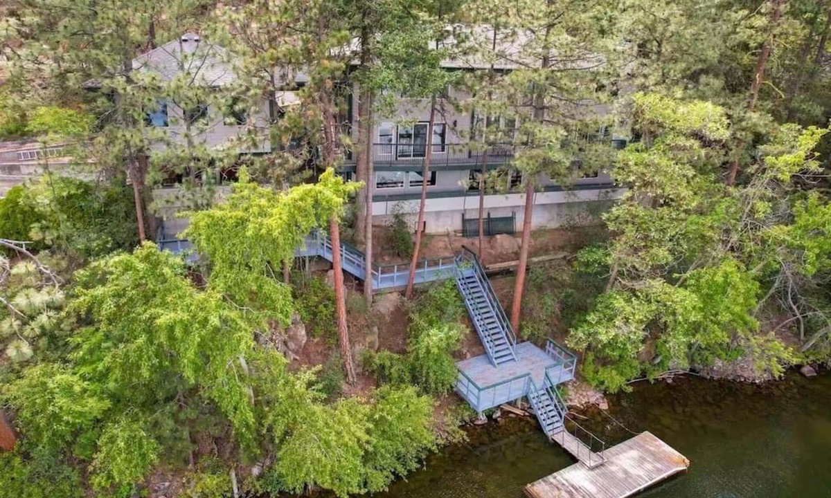Liberty Lake House | Luxury Lakefront Retreat at Liberty Lake