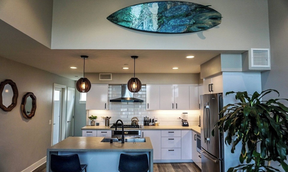 Roseville - Fleet Ridge House | Luxury Townhome in Point Loma walking distance to the Beach