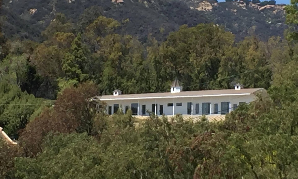 Malibu House | Malibu Getaway-Relaxation Destination-Ocean view-Beaches, Hiking, Shops, Dining
