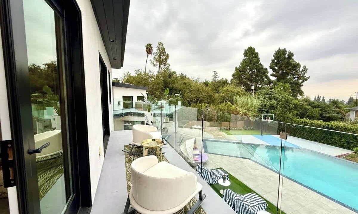 Mount Wilson House | @ Marbella Lane - Enchanted Garden & Pool Hideaway