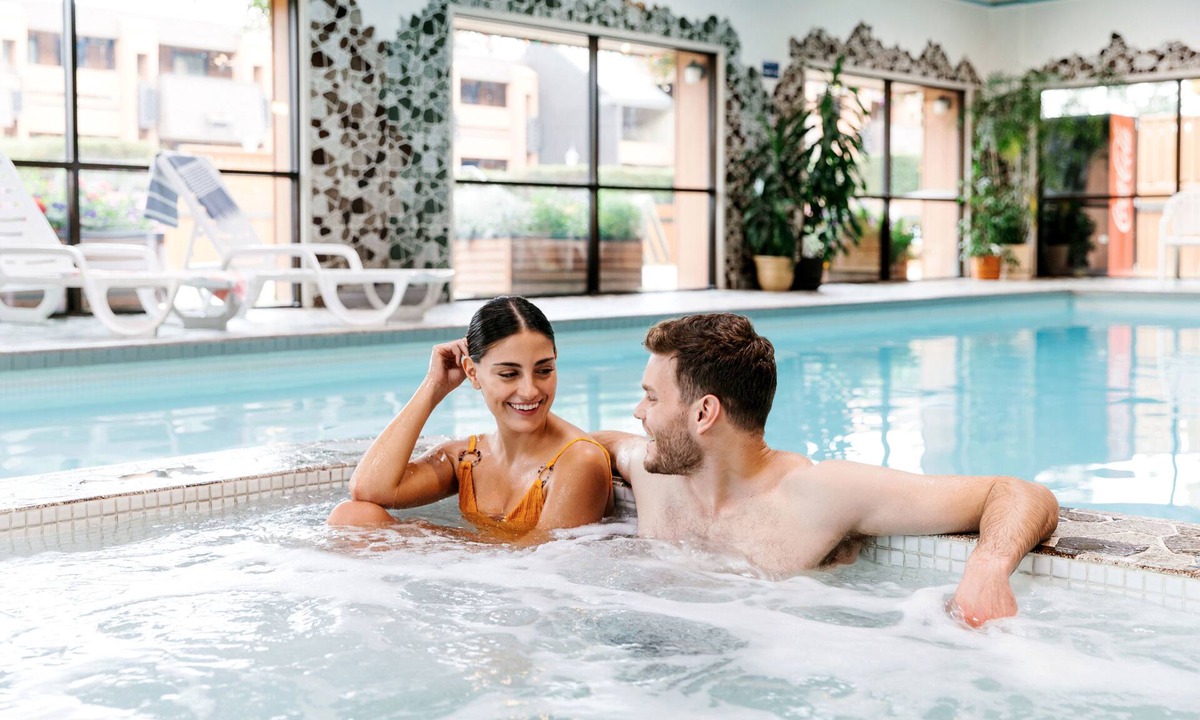Jasper Hotel | Marmot Lodge