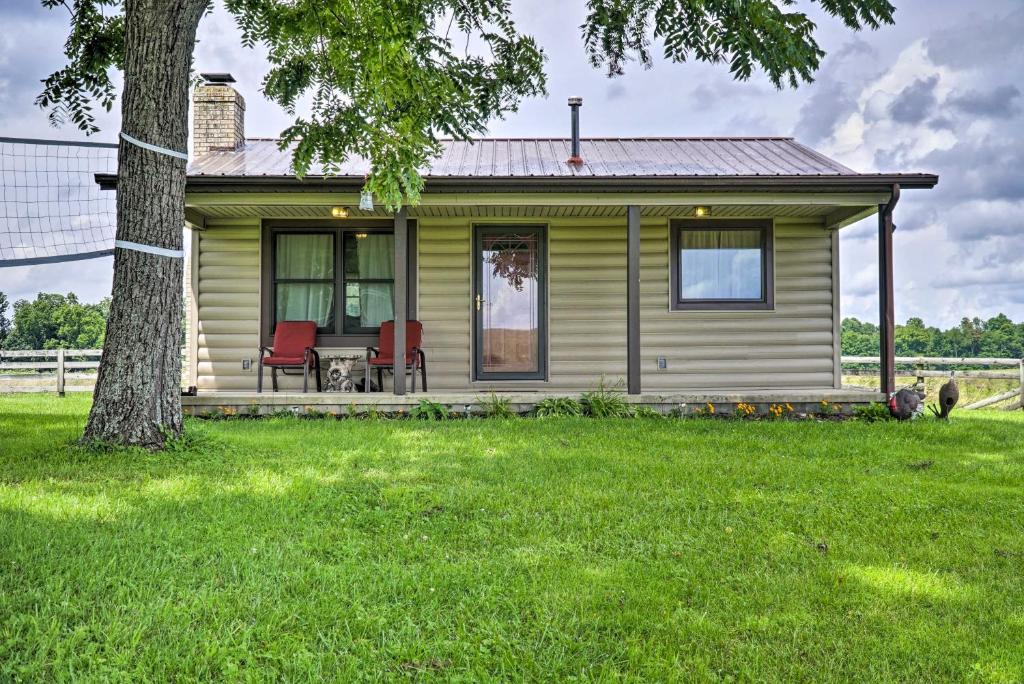 McArthur House | McArthur Cabin Peaceful Getaway on Farm!