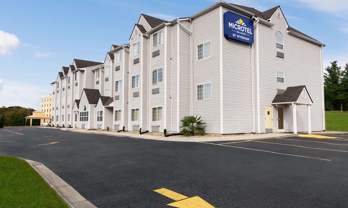 Thomasville Hotel | Microtel Inn & Suites by Wyndham Thomasville/High Point/Lexi