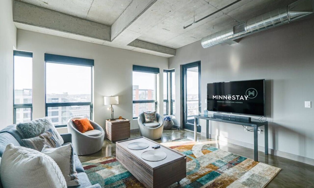 Warehouse District Apartment | MINNeSTAY* Sable 805 - Two Bedroom | North Loop | Target Center