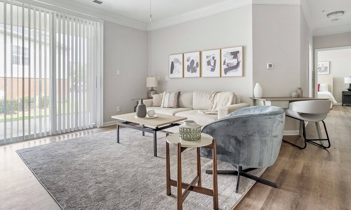 Ballantyne Apartment | Modern Apartment in Prime Location (ID1374X805)