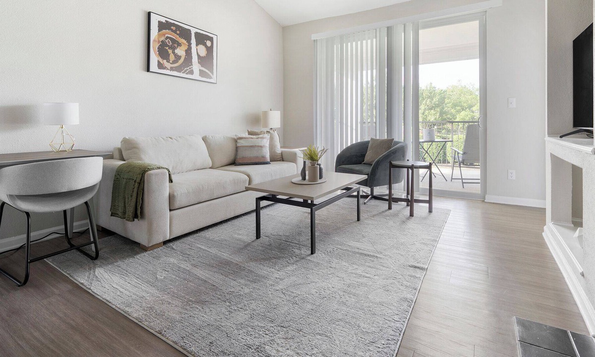 Ballantyne Apartment | Modern Apartment in Prime Location (ID1374X806)