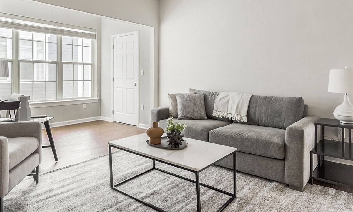 Midlothian Apartment | Modern Apartment in Prime Location (ID1249X738)