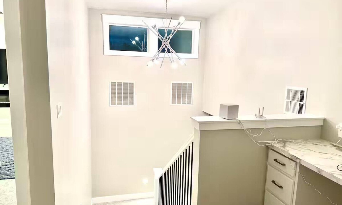 Southwest Ada County Alliance House | Modern & Conveniently located spacious 4-bedroom house in Boise/Meridian area