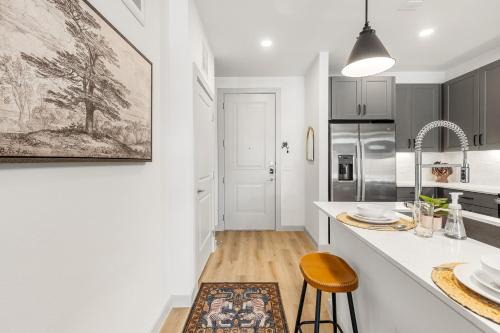 San Marcos Apartment | Modern Ground Floor 1BR W Pool Gym MER 9109