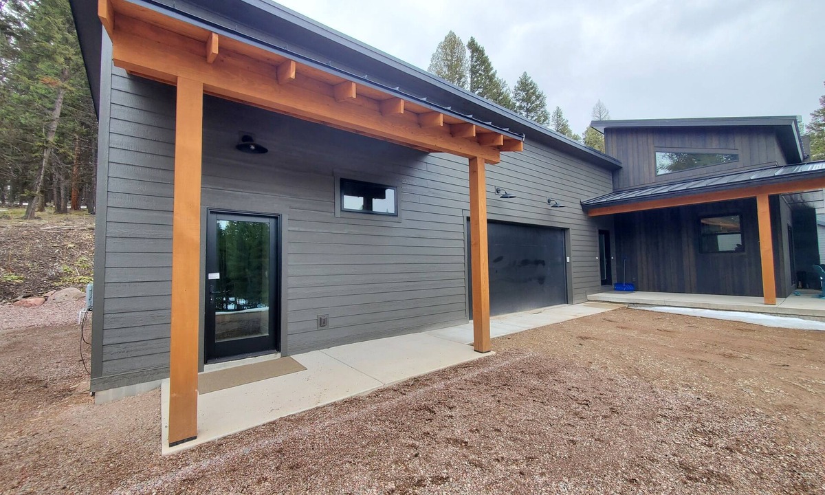 Seeley Lake House | Modern home ~ Pet Friendly ~ In-law Suite