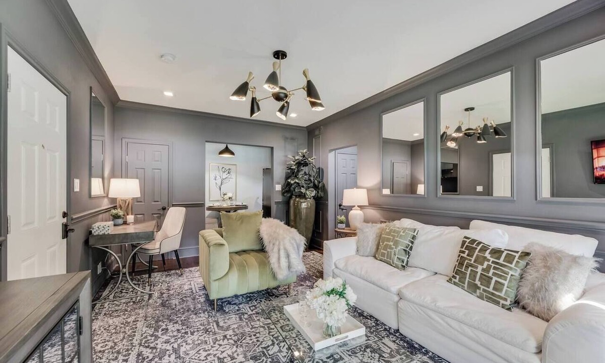 Old East Dallas Condo | Modern Living in Historic Neighborhood