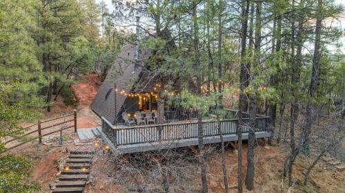 Strawberry House | Modern Luxurious A-Frame - Playground