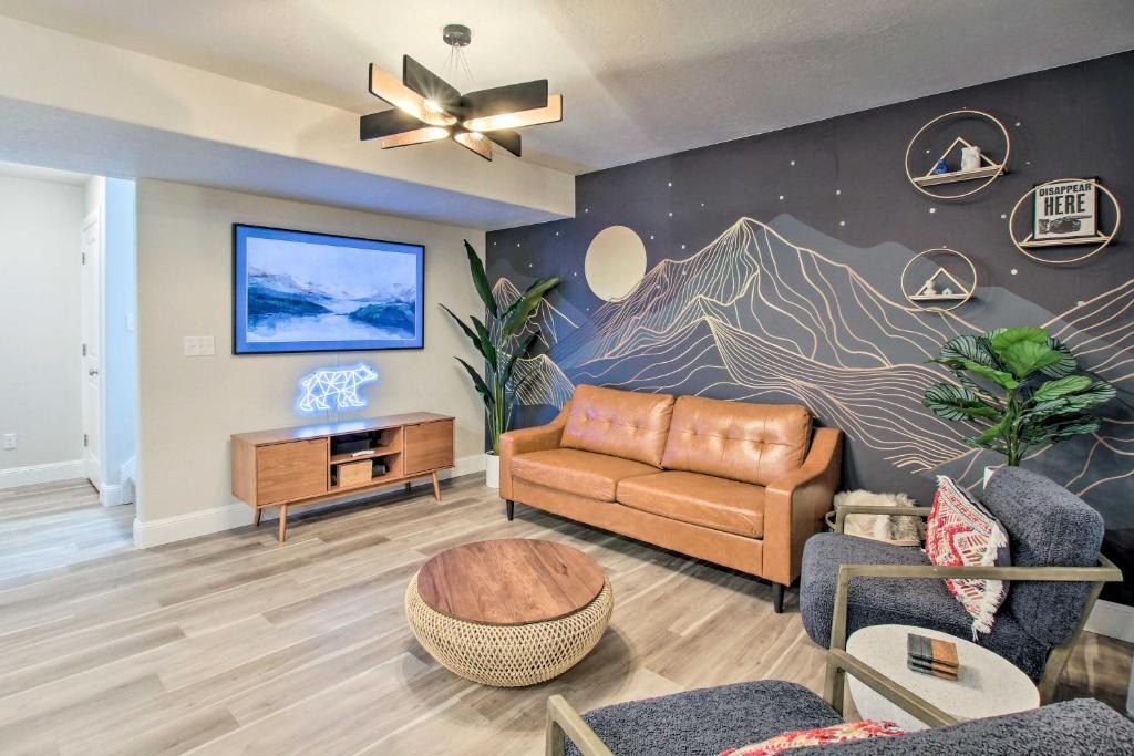 Garden City House | Modern Mountain Townhome about 1 Mi to Bear Lake!