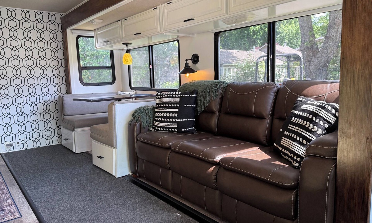 Spokane House | Modern RV on a serene, adventure filled property with AC, WiFi