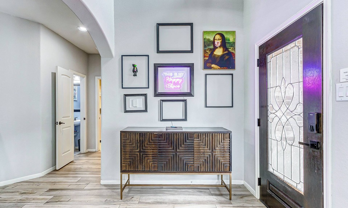Katy House | Modern Stylish home in Katy 4 bed 2.5 bath BOOK NOW !